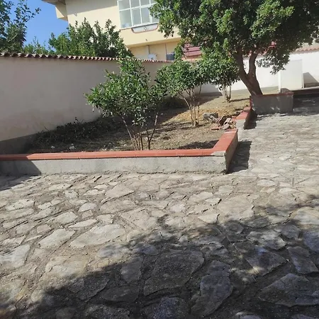 Ausilia * Saline Joniche